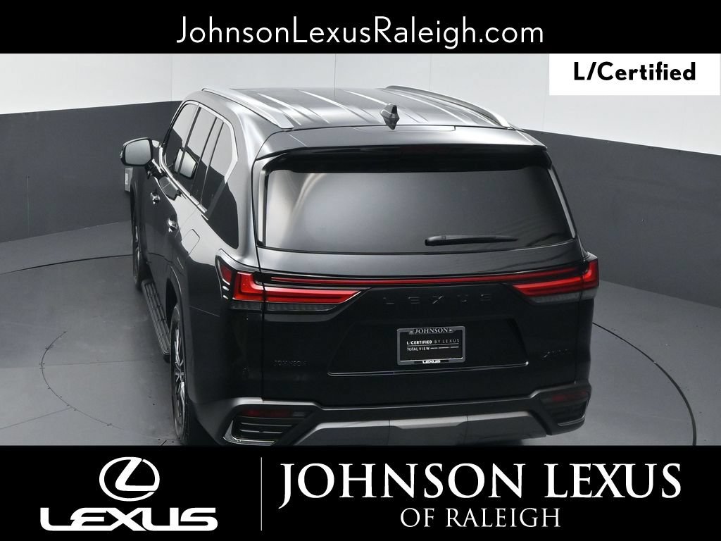 Certified 2025 Lexus LX 600 4WD w/ Interior Upgrade Package image 27