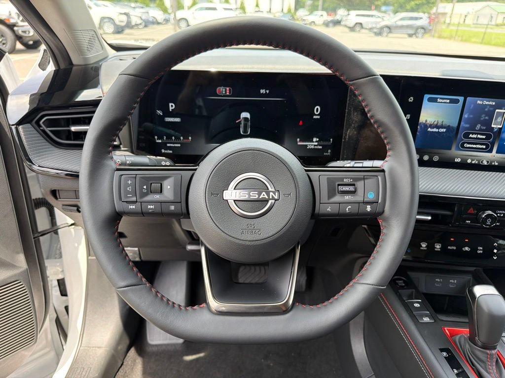 New 2026 Nissan Kicks SR w/ SR Premium Package FWD image 13