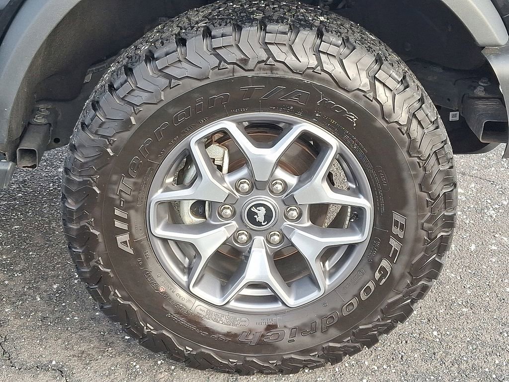 Used 2022 Ford Bronco Badlands image 8