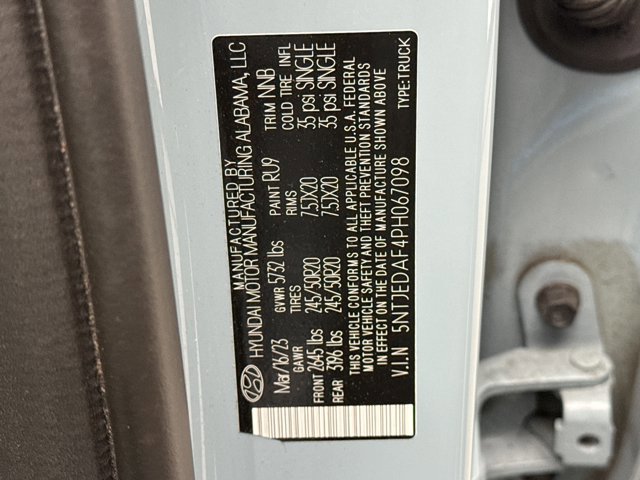 Used 2023 Hyundai Santa Cruz Limited image 24