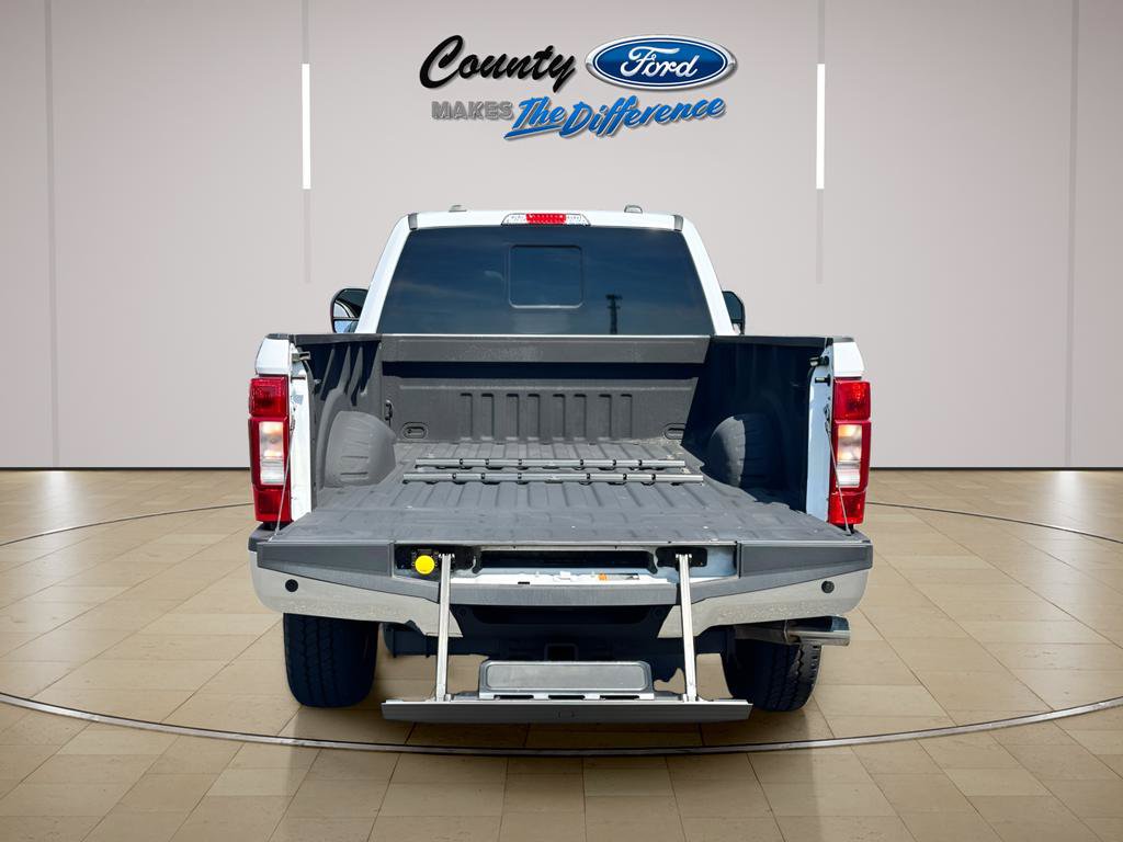 Used 2020 Ford F350 Lariat w/ Chrome Package AWD/4WD image 22