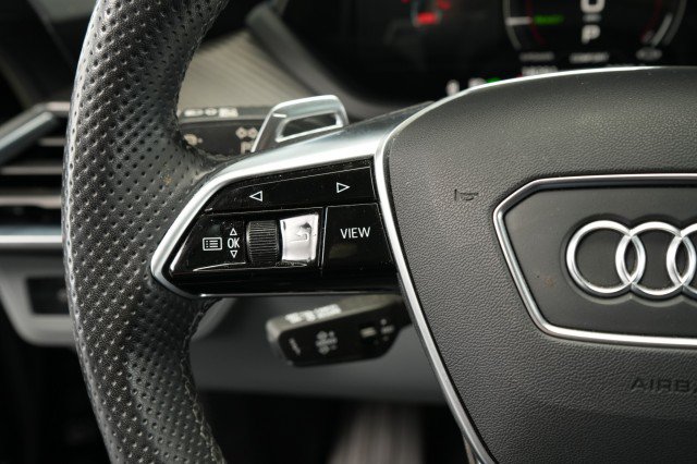 Used 2023 Audi e-tron GT Premium Plus w/ Performance Package AWD/4WD image 33