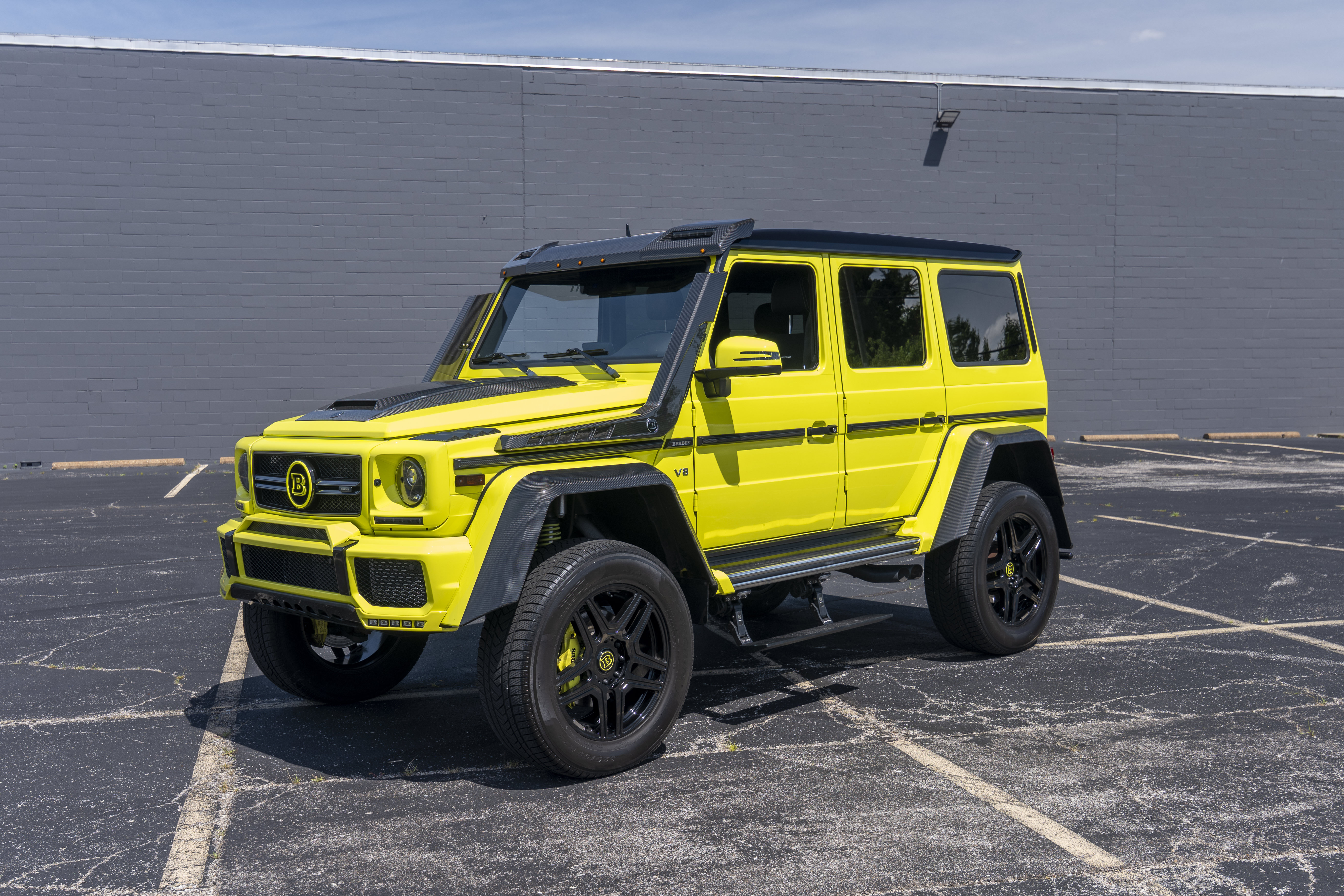Used 2017 Mercedes-Benz G 550 Squared image 1