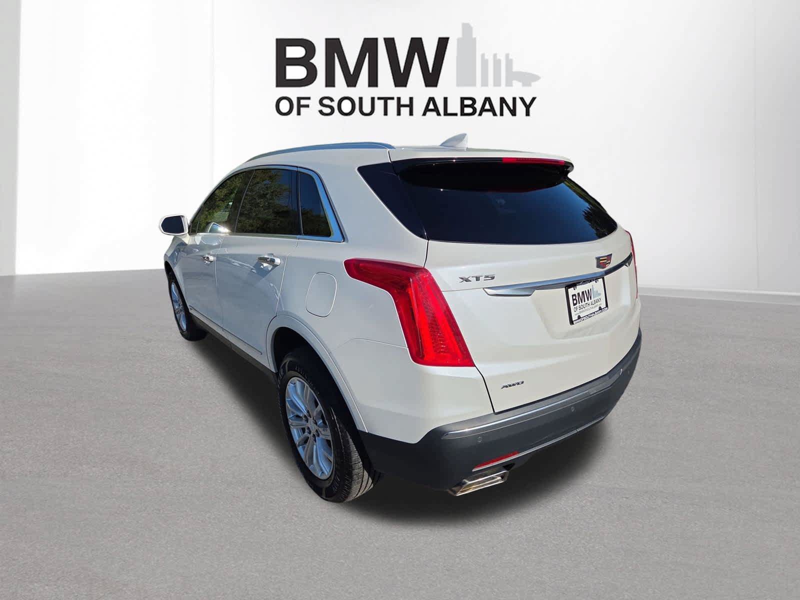Used 2019 Cadillac XT5 AWD image 5