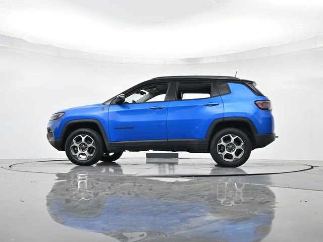 Used 2022 Jeep Compass Trailhawk w/ Trailhawk Elite Group AWD/4WD image 39