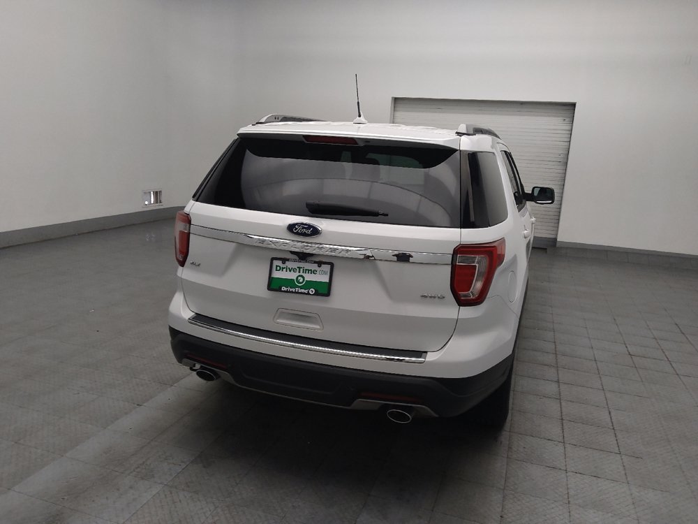 Used 2018 Ford Explorer XLT w/ Equipment Group 201A AWD/4WD image 7
