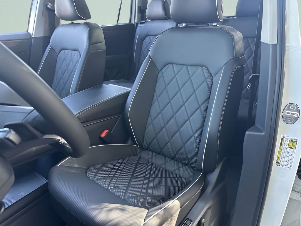 New 2026 Volkswagen Atlas SEL Premium R-Line AWD/4WD image 11