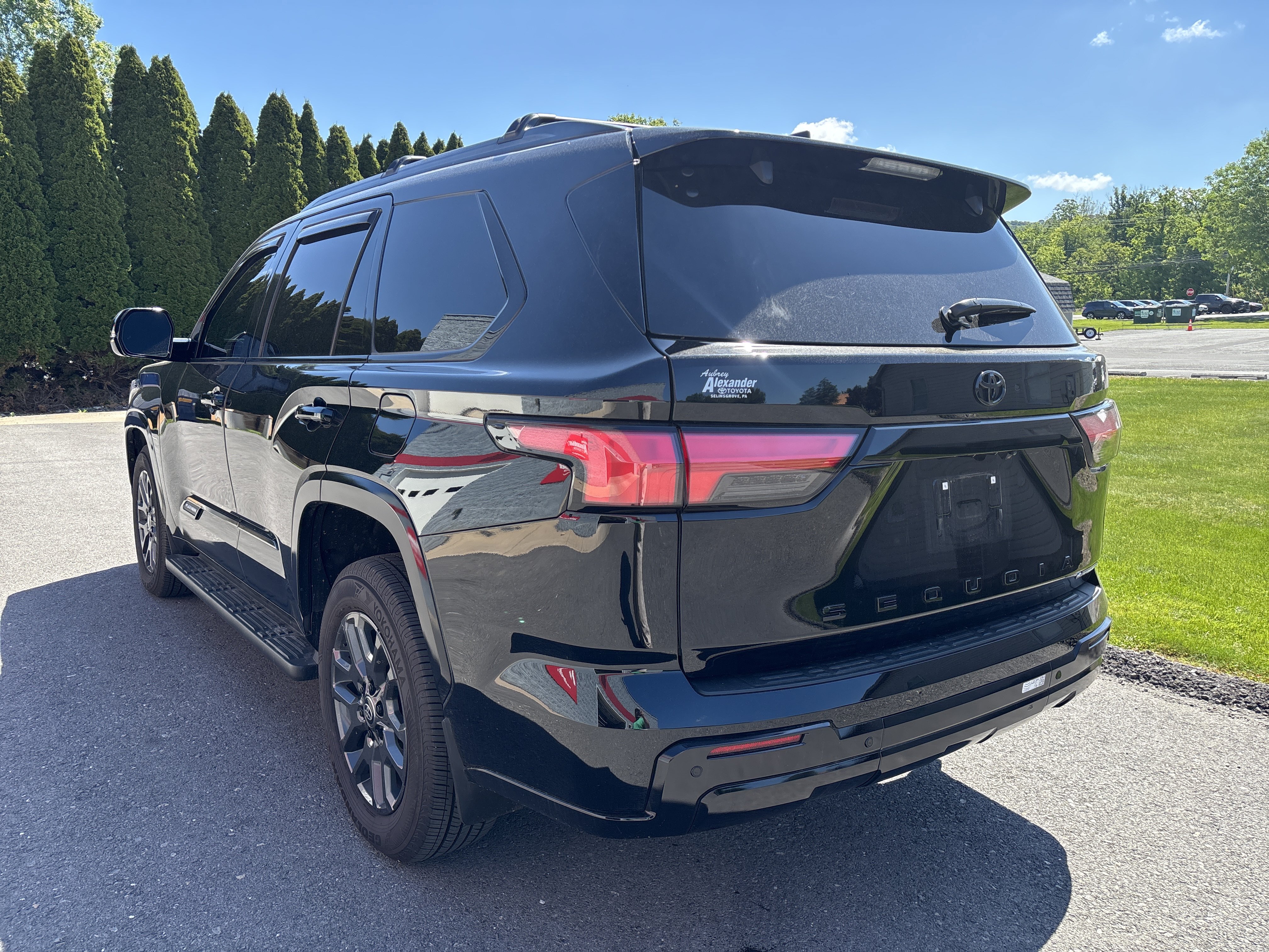 Certified 2026 Toyota Sequoia Platinum AWD/4WD image 30