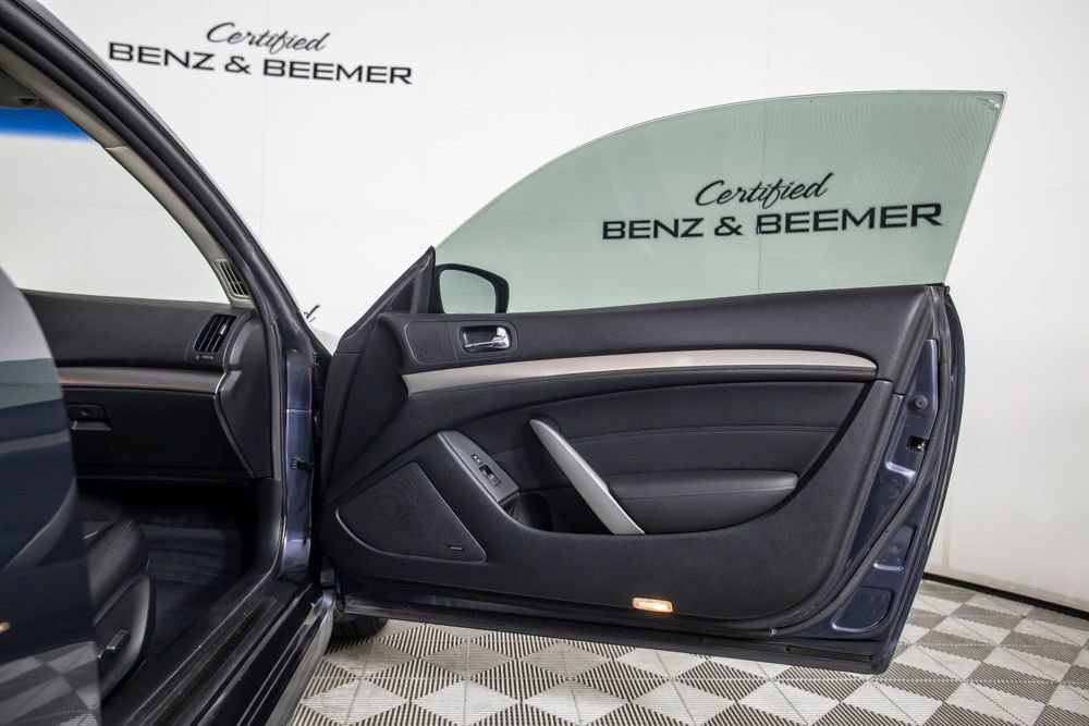 Used 2012 INFINITI G37 x w/ Premium Pkg image 21