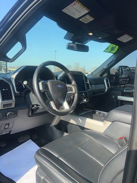 Used 2022 Ford F250 Lariat w/ Chrome Package image 19