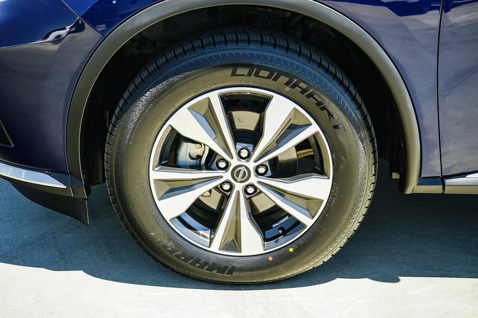 Used 2023 Nissan Murano S AWD/4WD image 10