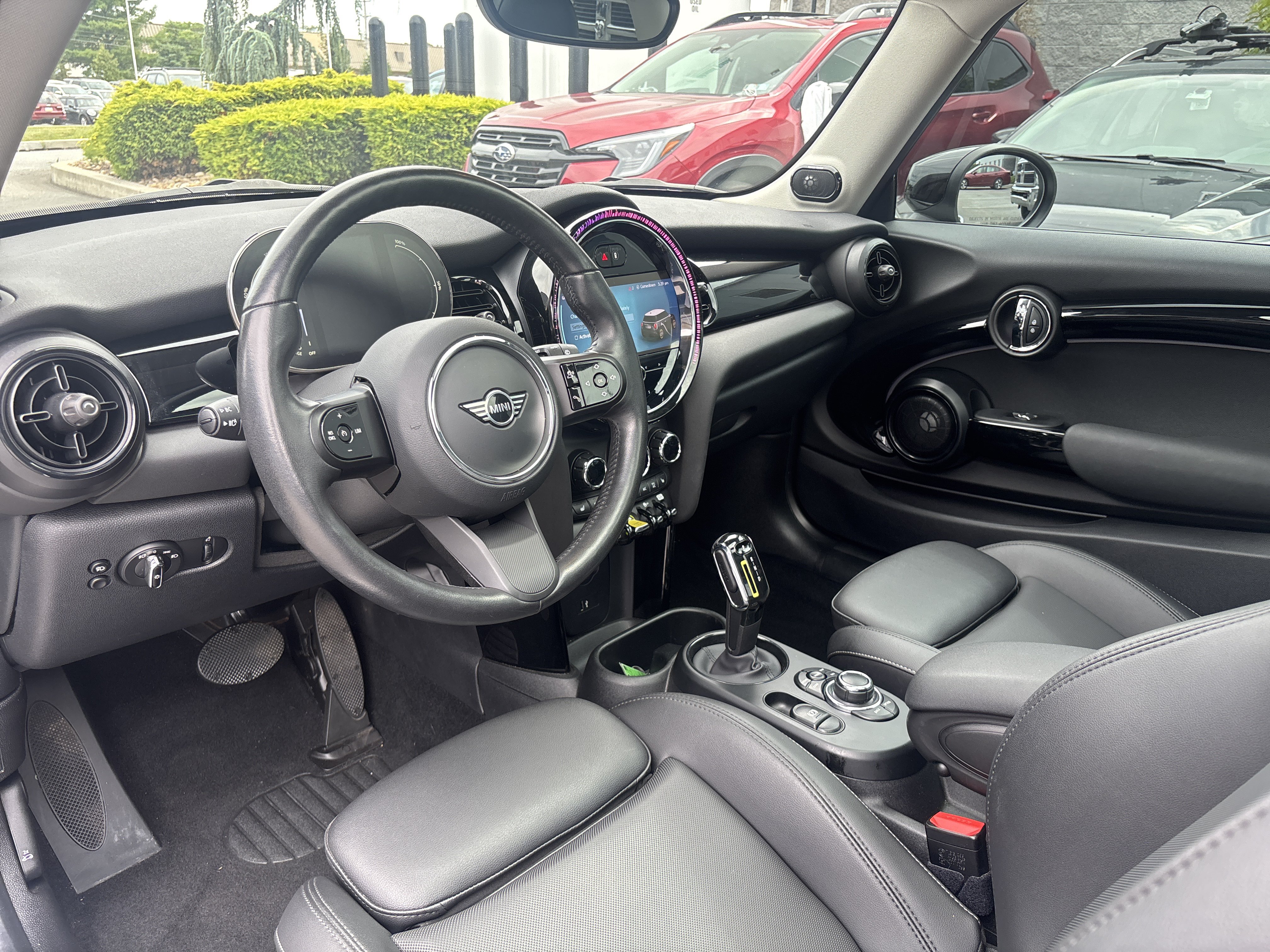 Used 2024 MINI Cooper SE FWD image 30