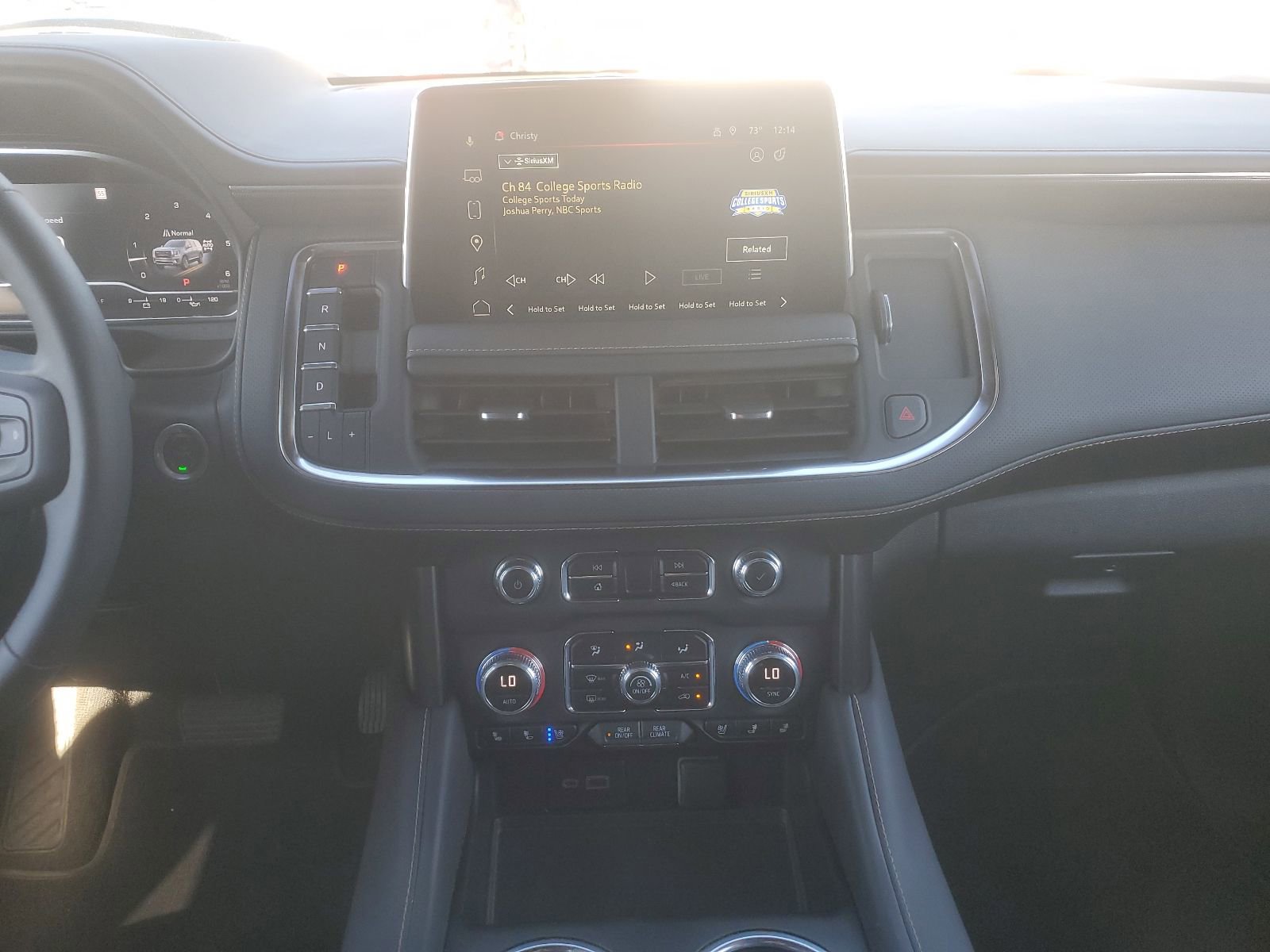 Used 2023 GMC Yukon XL AT4 w/ AT4 Premium Package image 10