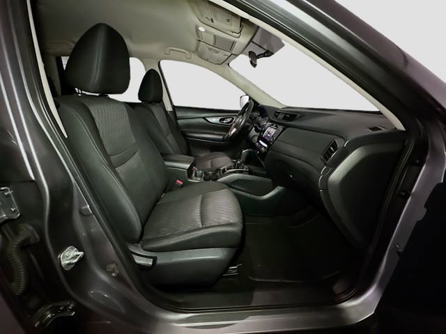 Used 2018 Nissan Rogue SV w/ Premium Package image 22