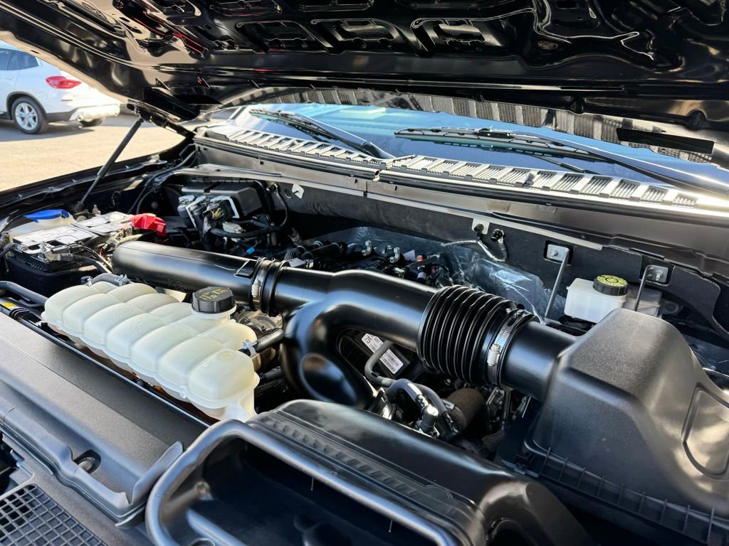 Used 2024 Ford Expedition XLT image 32