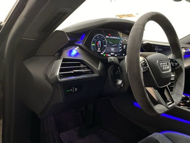 Used 2022 Audi e-tron GT Prestige w/ Prestige Package AWD/4WD image 18
