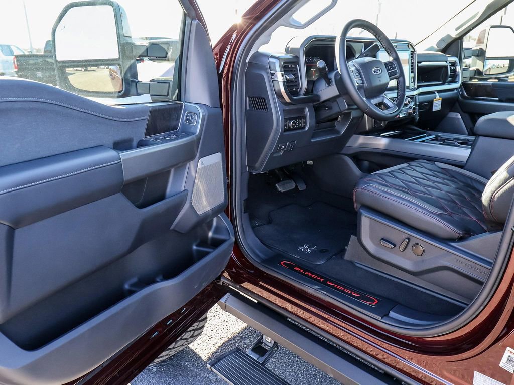 New 2026 Ford F250 Lariat w/ Black Appearance Package image 32
