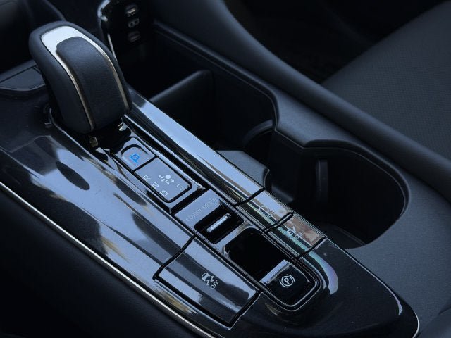 New 2027 Toyota Crown AWD/4WD image 18