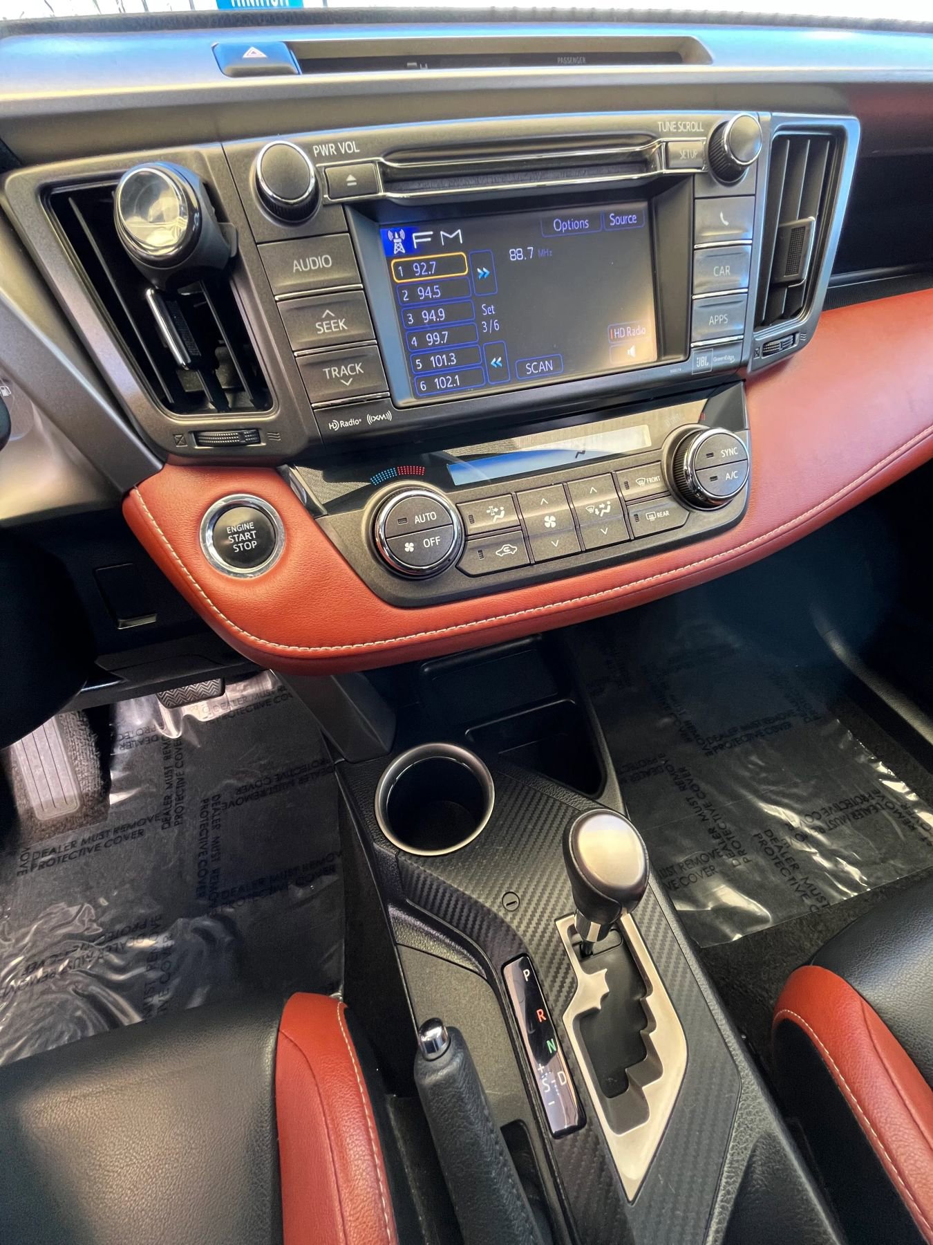 Used 2013 Toyota RAV4 Limited image 19