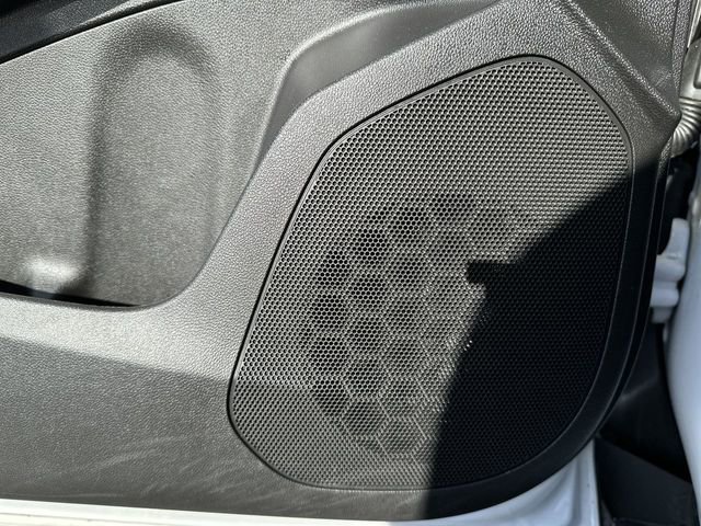 Used 2025 Chevrolet Trax LT image 24