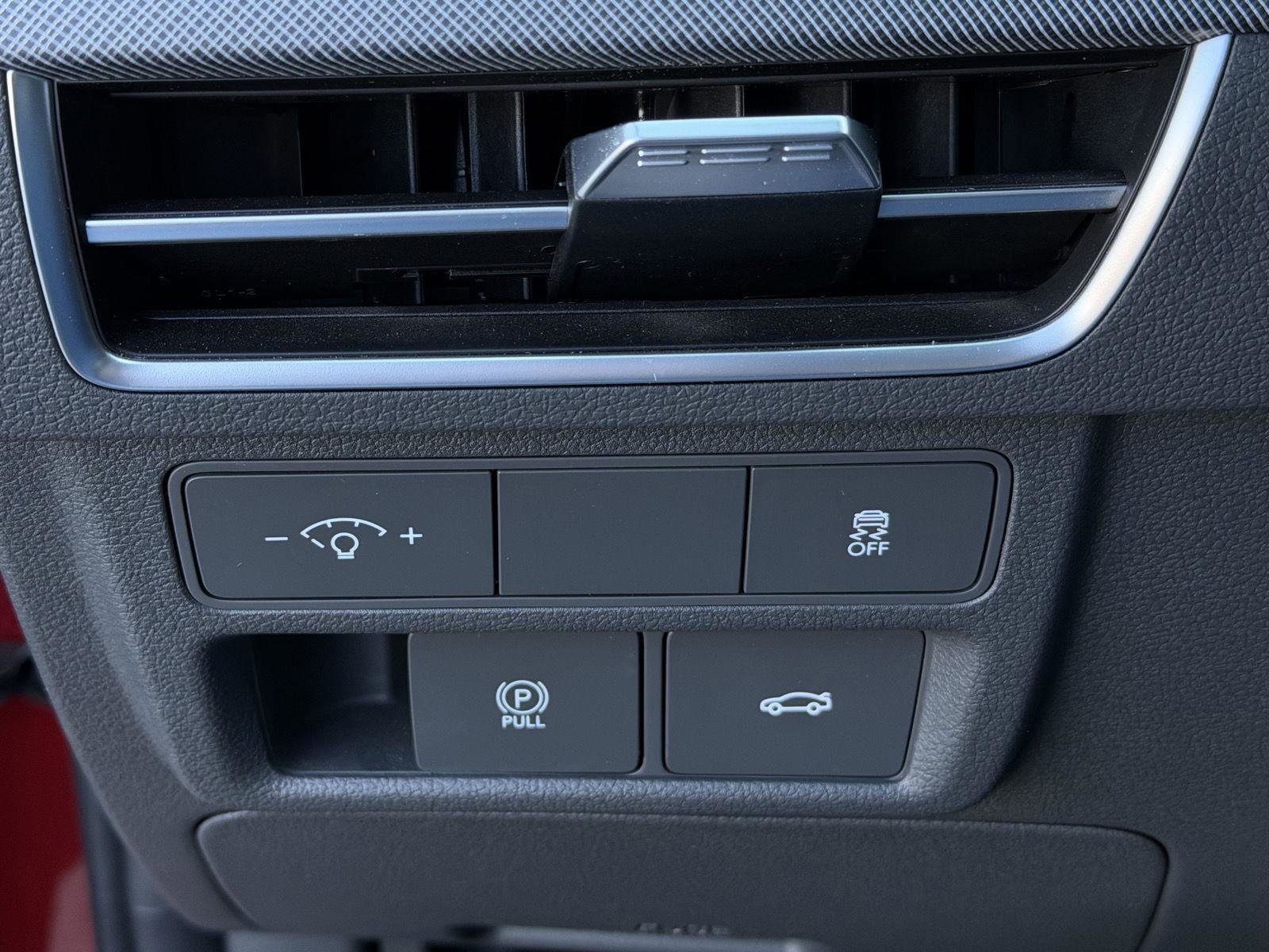 Certified 2024 Hyundai Sonata SEL w/ Convenience Package image 22