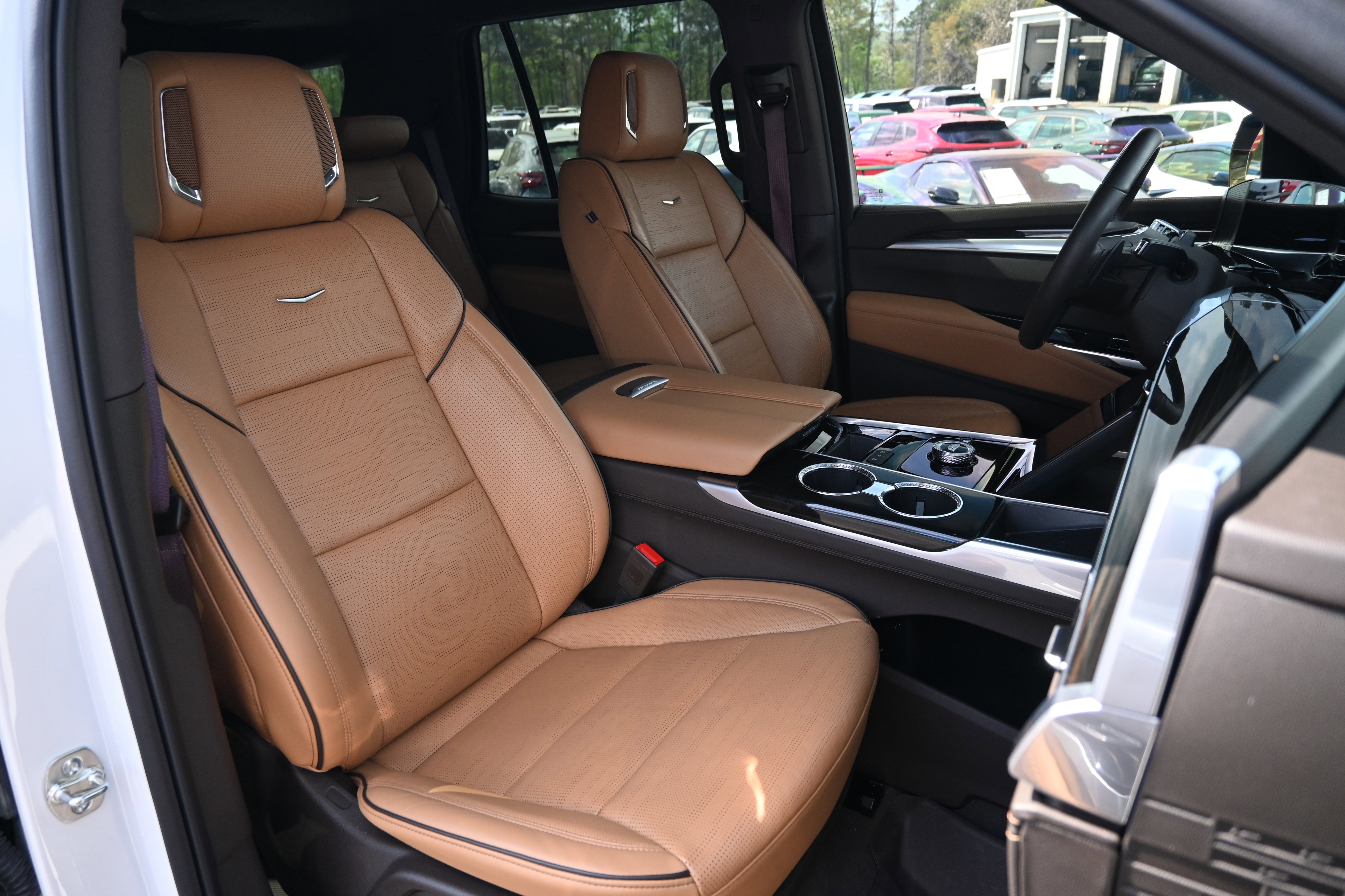 Used 2025 Cadillac Escalade Premium Luxury w/ Touring Package image 19
