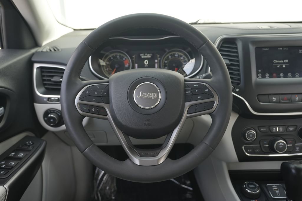 Used 2021 Jeep Cherokee Latitude Plus image 38