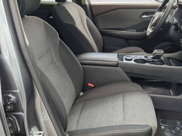 Used 2023 Nissan Rogue SV AWD/4WD image 19