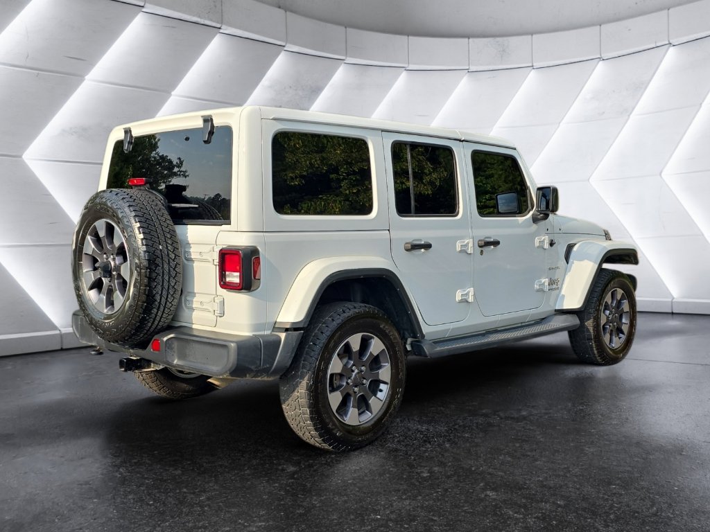 Used 2018 Jeep Wrangler Unlimited Sahara w/ Cold Weather Group image 5