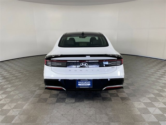 New 2025 Hyundai Sonata Limited image 22