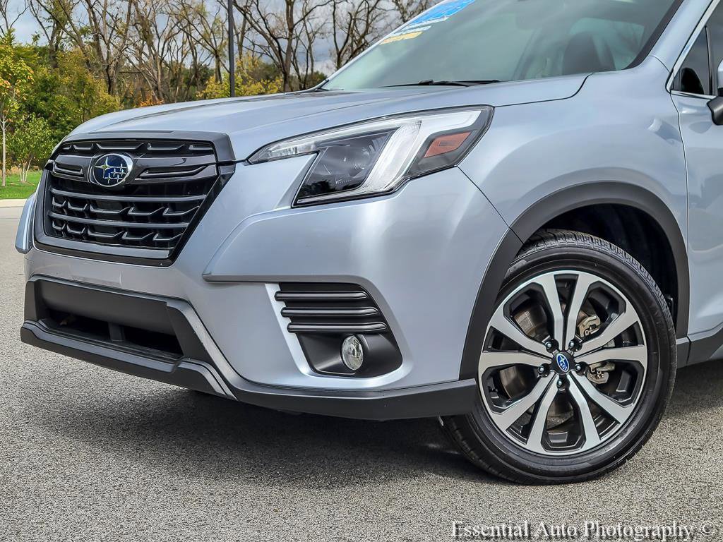 Certified 2023 Subaru Forester Limited AWD/4WD image 3