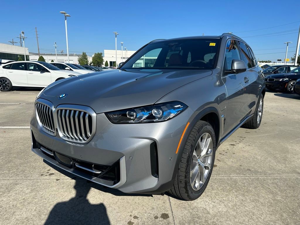 New 2026 BMW X5 xDrive50e