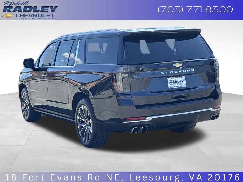 Used 2026 Chevrolet Suburban High Country AWD/4WD image 3