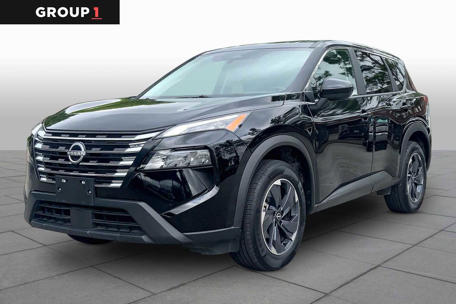 Used 2025 Nissan Rogue SV