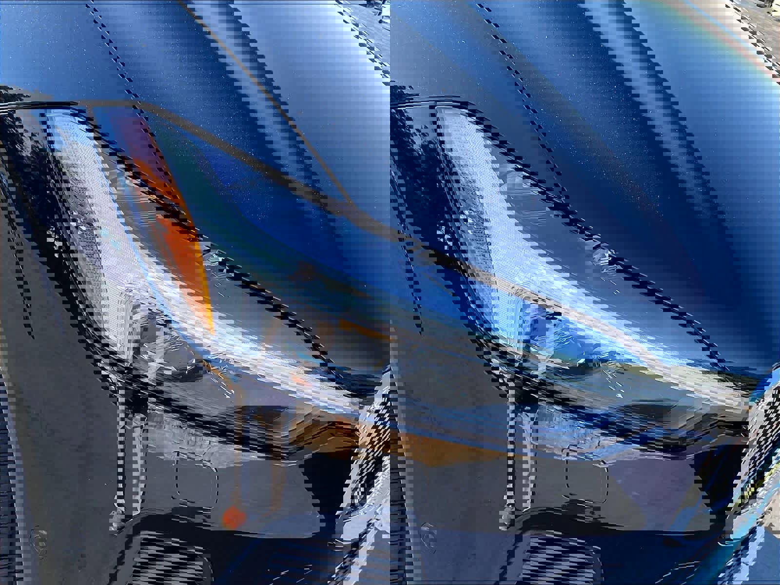 Used 2023 Volvo XC60 T8 Ultimate w/ Climate Package image 30