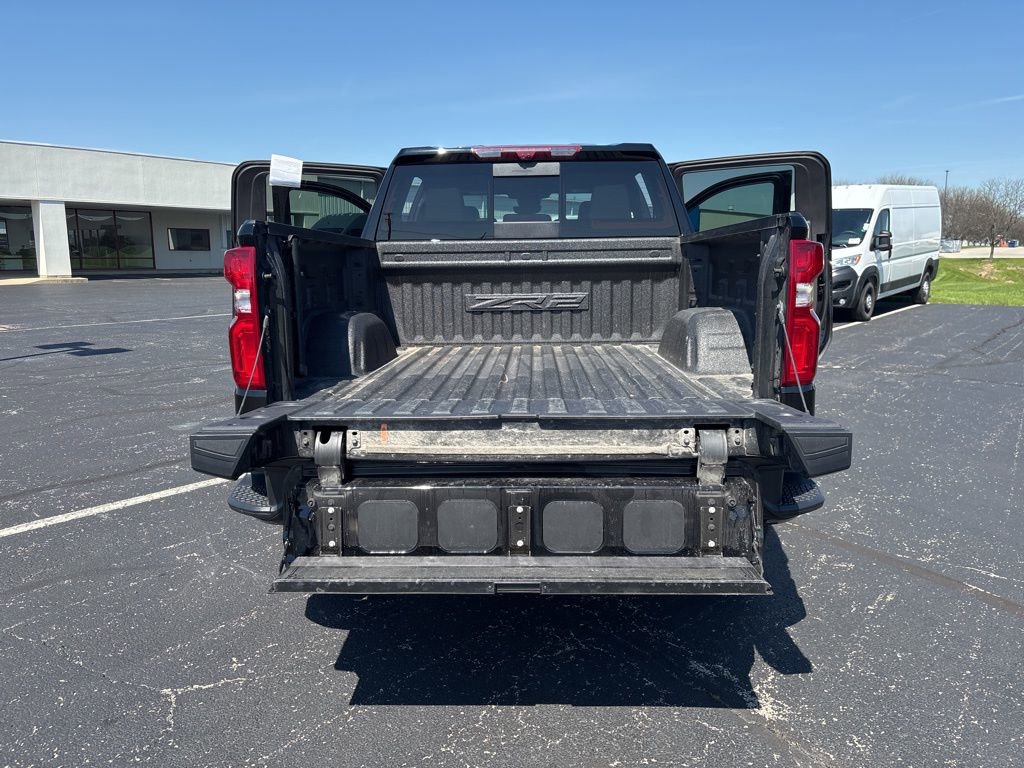 Used 2024 Chevrolet Silverado 1500 ZR2 w/ Technology Package AWD/4WD image 16