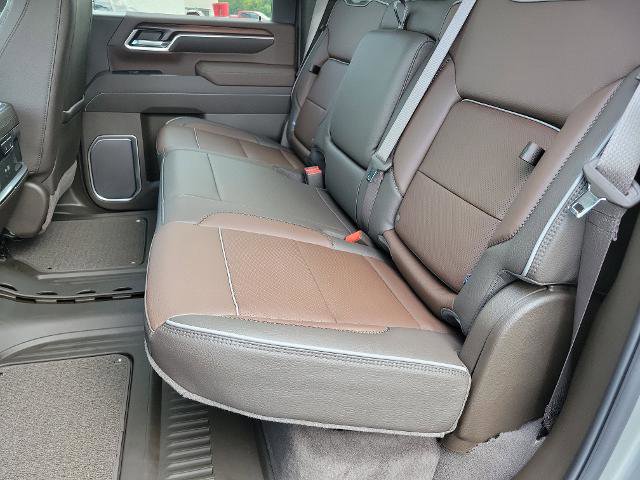 New 2026 GMC Sierra 2500 Denali w/ Denali Reserve Package image 15