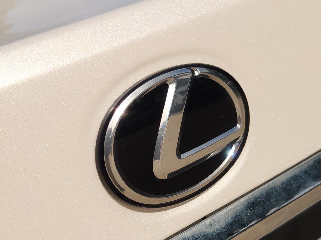 Used 2021 Lexus ES 350 Ultra Luxury w/ Accessory Package 2 FWD image 20