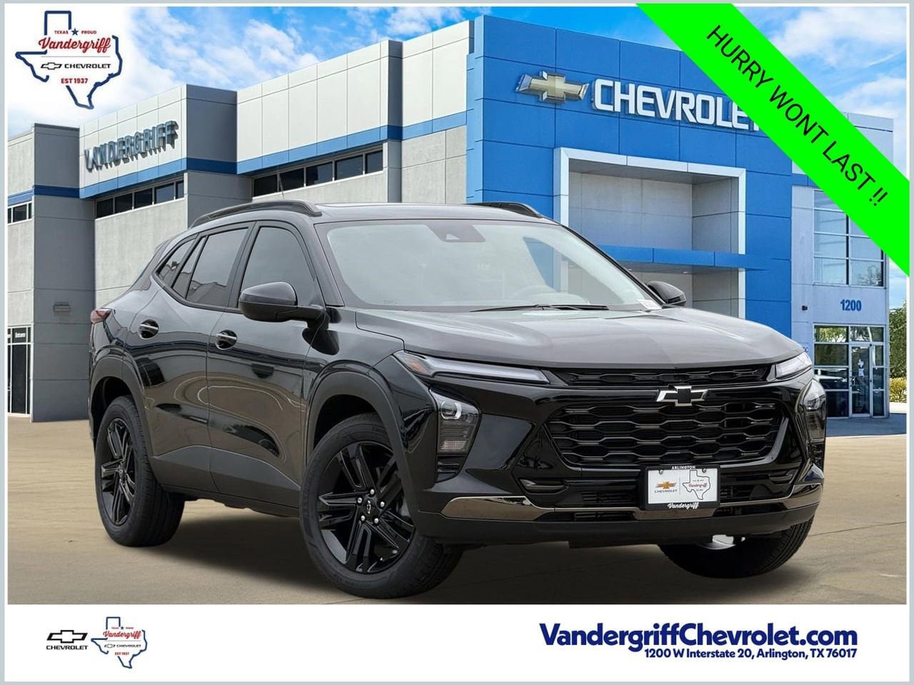 New 2026 Chevrolet Trax ACTIV w/ Sunroof Package FWD image 1