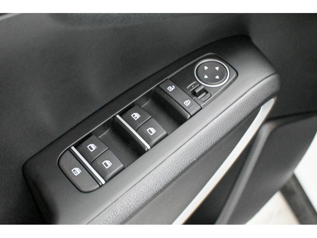 Used 2025 Kia Soul LX image 28