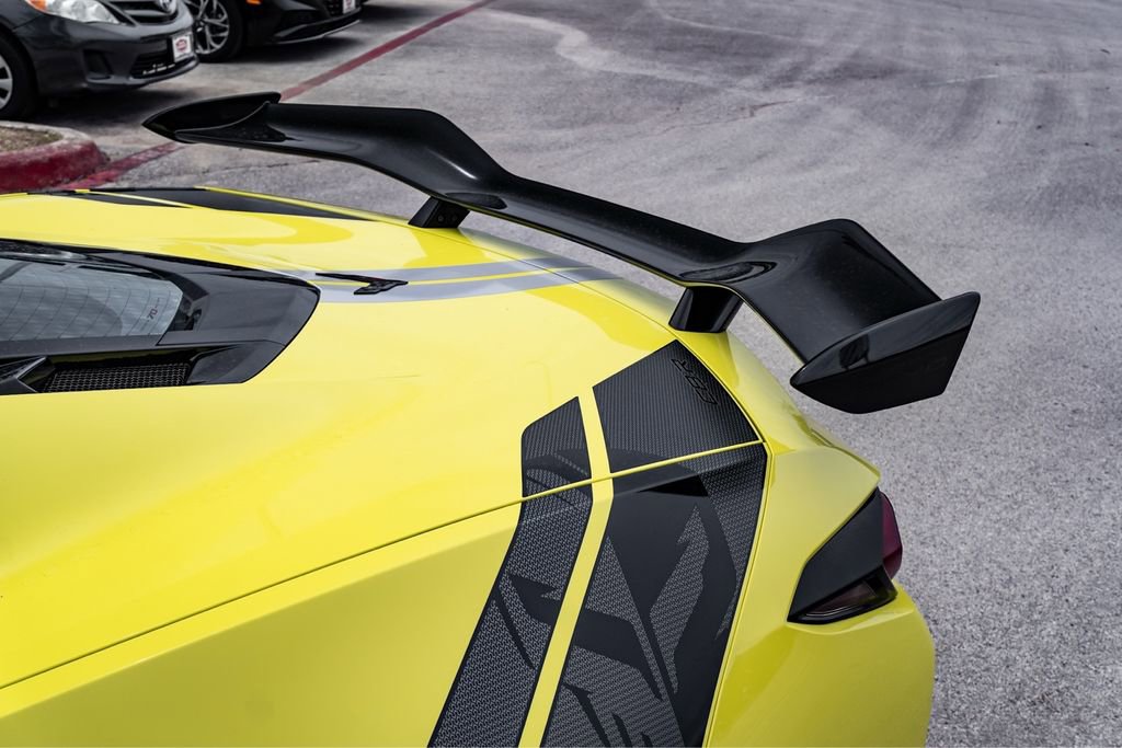 Used 2023 Chevrolet Corvette Z06 w/ Z07 Performance Package RWD image 10
