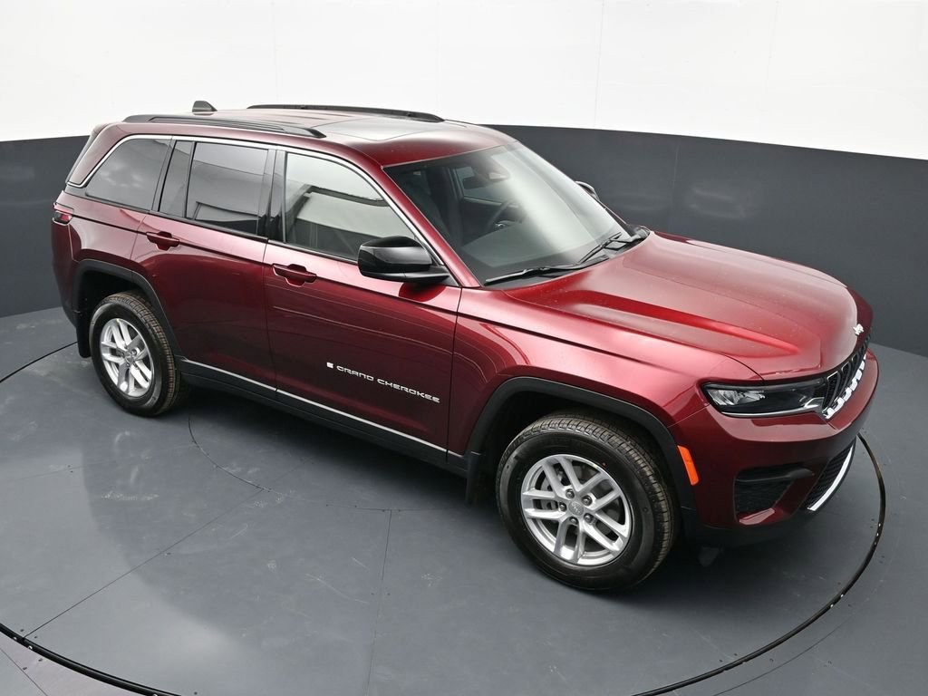 New 2026 Jeep Grand Cherokee Laredo X AWD/4WD image 32