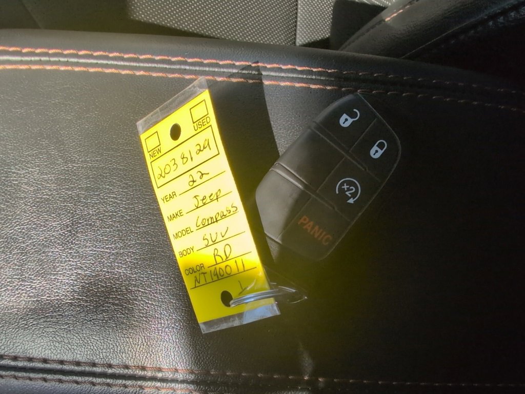 Used 2022 Jeep Compass Limited image 65