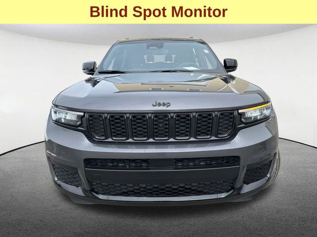 Used 2024 Jeep Grand Cherokee L Laredo image 4