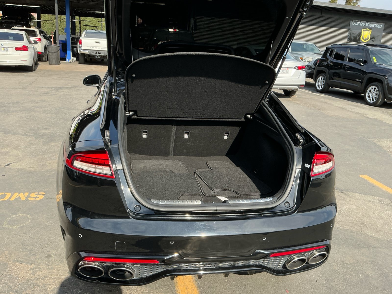 Used 2022 Kia Stinger GT-Line w/ Sun & Sound Package RWD image 25