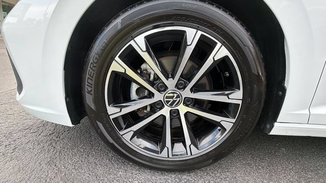 Used 2024 Volkswagen Jetta Sport FWD image 10