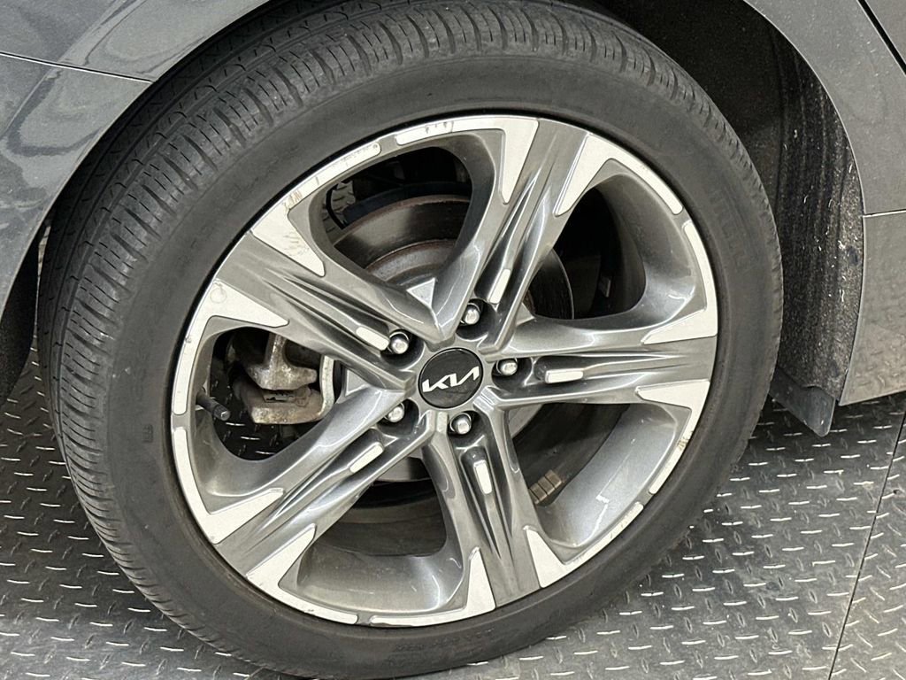 Used 2023 Kia K5 EX image 8