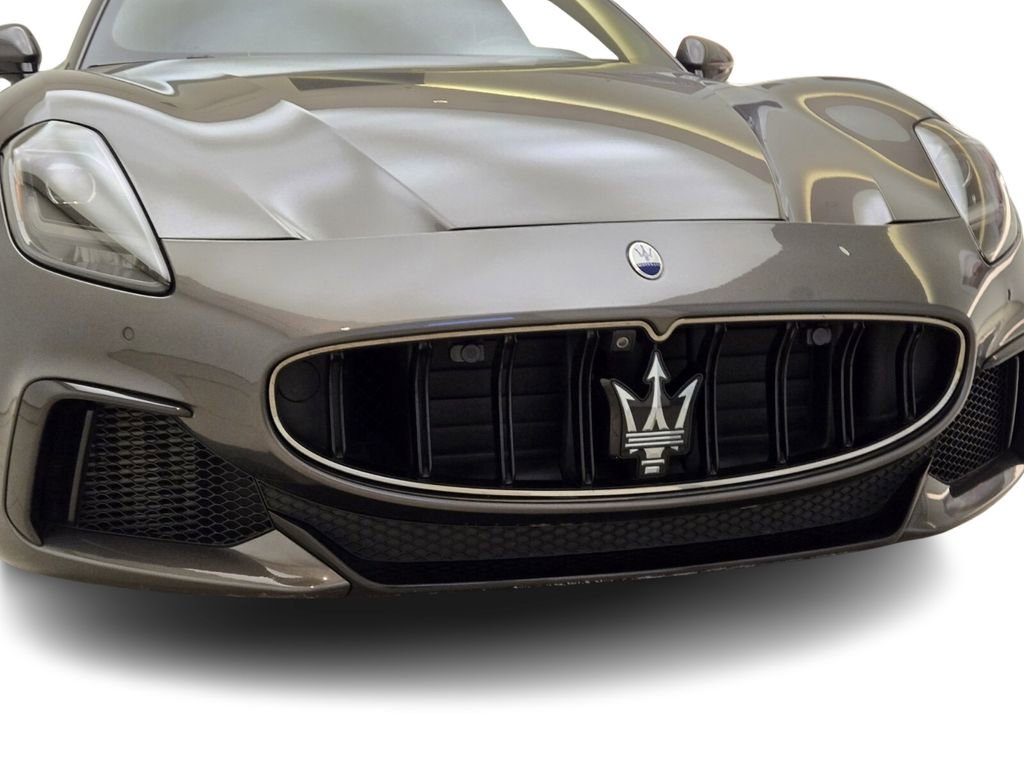 Certified 2024 Maserati GranTurismo Trofeo image 4