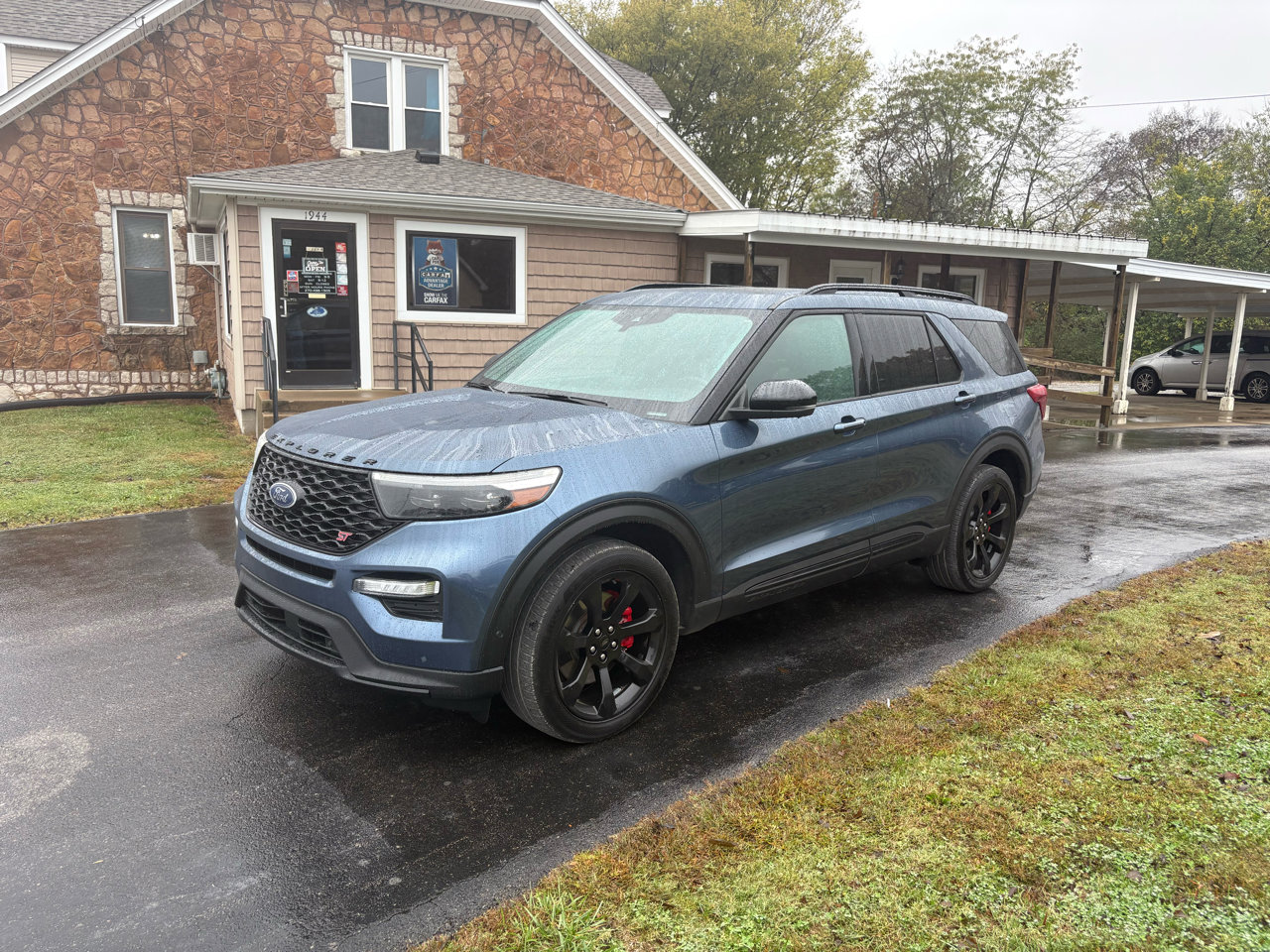 Used 2020 Ford Explorer ST w/ ST Street Pack image 1