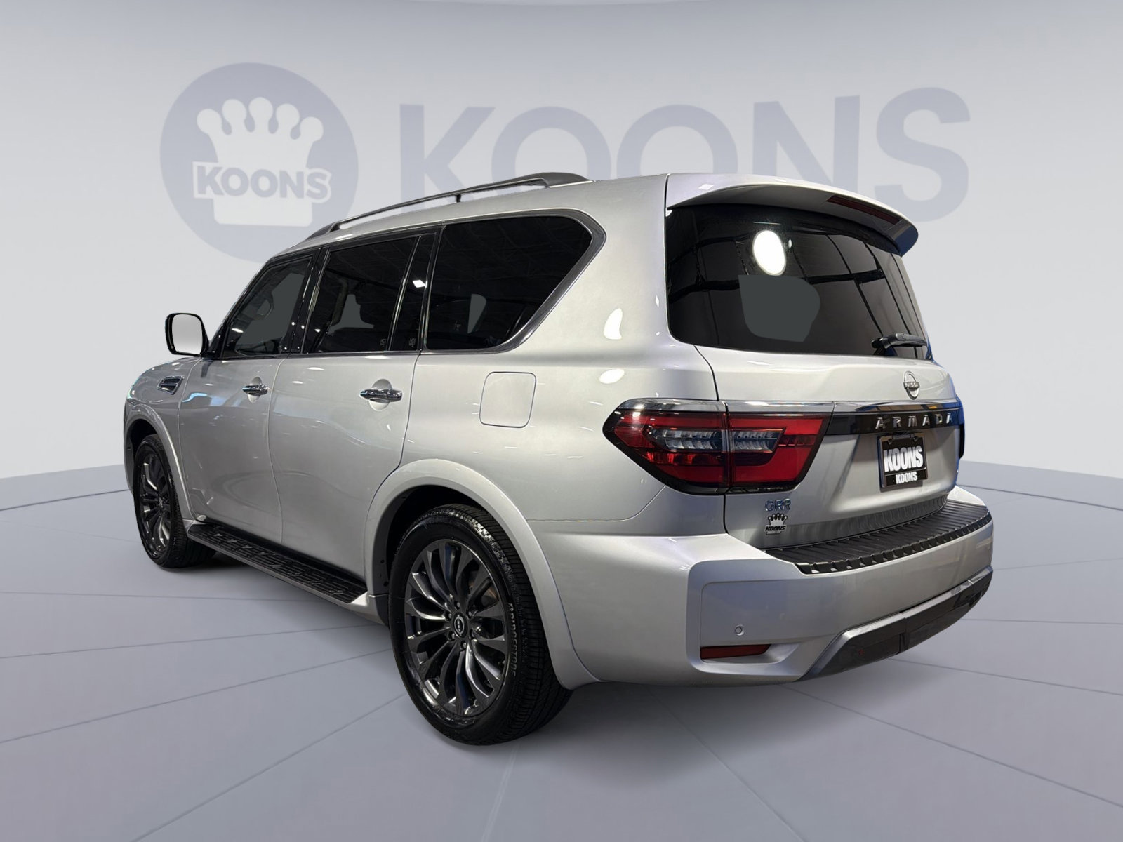 Used 2023 Nissan Armada Platinum w/ Captain's Chairs Package AWD/4WD image 14